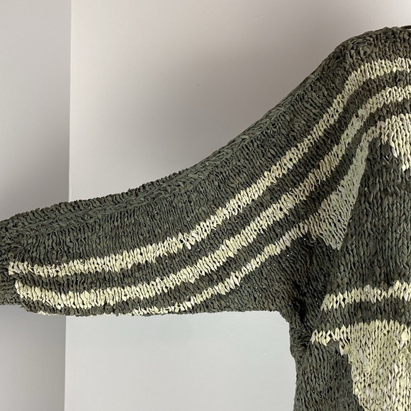 100% Leather Hand knitted Sweater in Olive and Cream size large - Picture 4 of 11